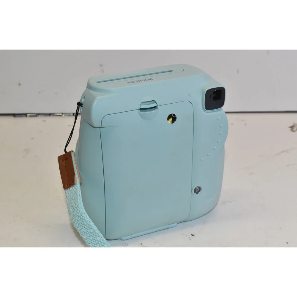 Fujifilm Instax Mini 9 Instant Camera Ice Blue Wrist Strap With Travel Case‎
